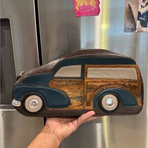 Kate Spade road trip Knock on Wood Woody Car Clutch from 2012